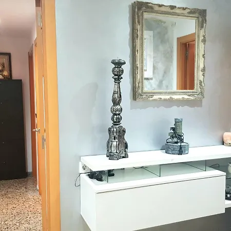 Piso Amplio De 3 Habitaciones, 2 Banos, Ascensor Y Parking * Burriana