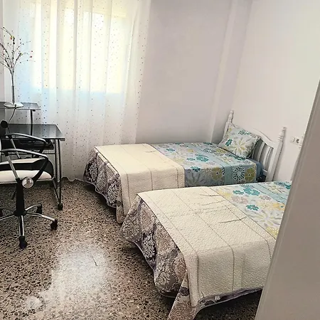 Apartment Piso Amplio De 3 Habitaciones, 2 Banos, Ascensor Y Parking Burriana